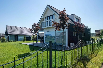 Сдается 2-этажный дом, 130 м²