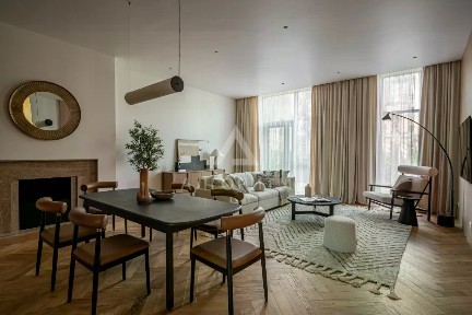 Сдается 3-этажный таунхаус, 300 м²