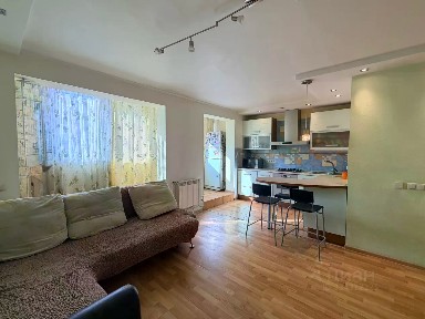 Продается многокомнатная квартира, 144 м²