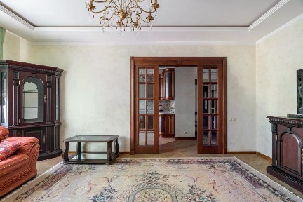 Продается 2-комн. квартира, 75,7 м²