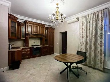 Сдается 3-этажный таунхаус, 136 м²