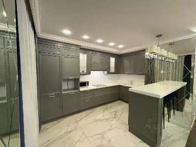 Сдается 4-комн. квартира, 107 м²