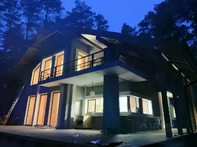 Продается 3-этажный дом, 346 м²