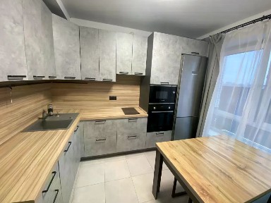 Москва, СВАО, р-н Южное Медведково, Полярная ул., 27к4