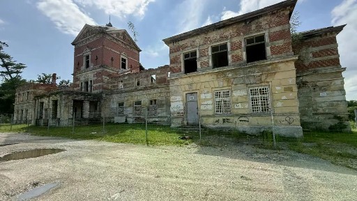 Продается здание, 1 700 м²