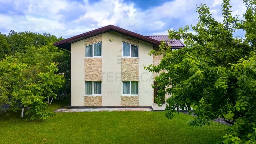 Продается 2-этажный дом, 140,5 м²