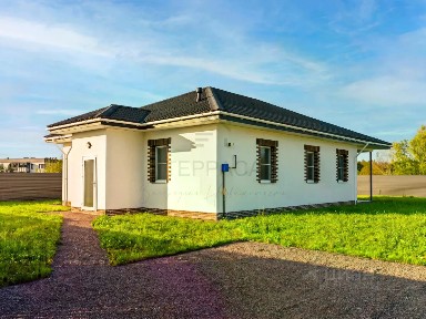 Продается 1-этажный дом, 140 м²