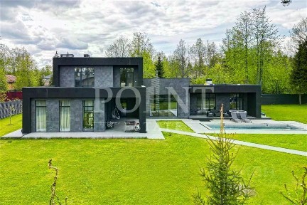 Сдается 2-этажный коттедж, 450 м²