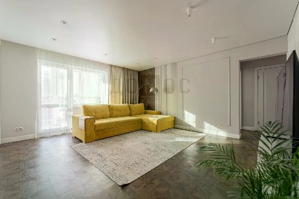 Продается 3-комн. квартира, 75,8 м²