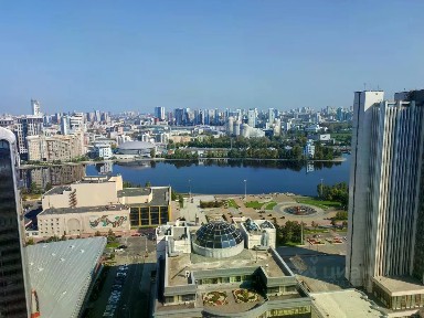 Продается 2-комн. квартира, 95 м²