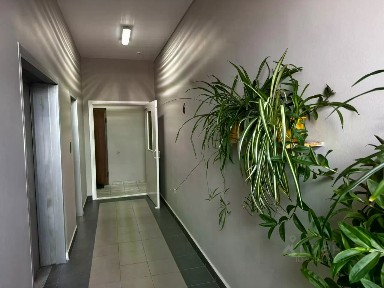 Продается 4-комн. квартира, 130,7 м²