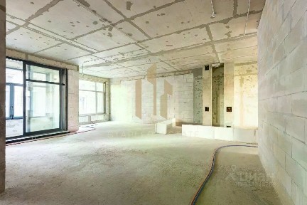 Продается 4-комн. квартира, 138,8 м²