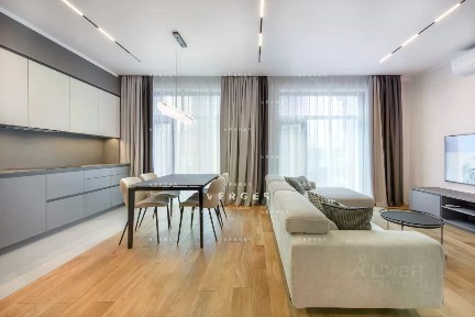 Продается 2-комн. квартира, 70 м²