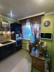 Продается 1/2 квартиры, 77,7 м²