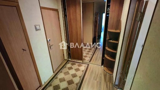 Продается 3-комн. квартира, 69,8 м²