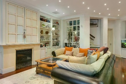 Продается многокомнатная квартира, 267 м²