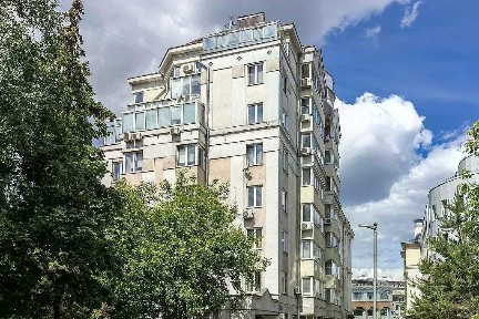 Продается многокомнатная квартира, 240,8 м²