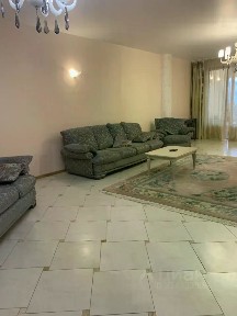 Продается 3-комн. квартира, 201 м²