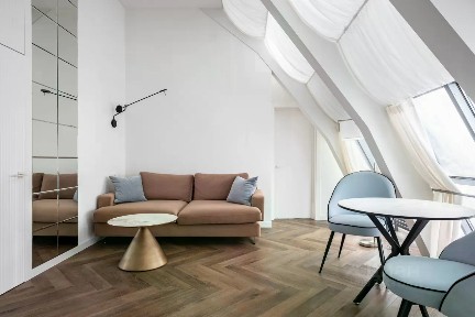Продаются 2-комн. апартаменты, 56,2 м²