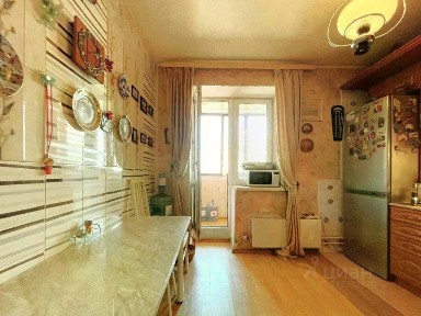 Продается 5-комн. квартира, 139 м²