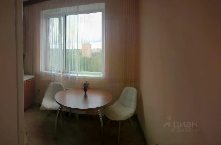 Продается 2-комн. квартира, 56 м²