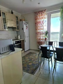 Продается 2-комн. квартира, 55 м²