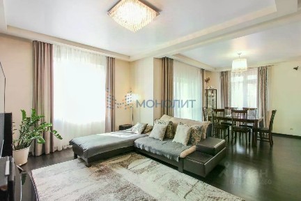 Продается 3-этажный коттедж, 307,4 м²