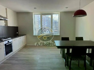 Продается 2-комн. квартира, 74,6 м²