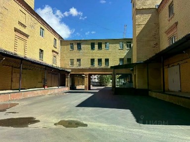 Сдается склад, 1 200 м²