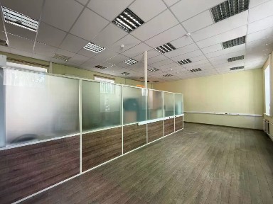 Москва, ЦАО, р-н Хамовники, Саввинская наб., 25