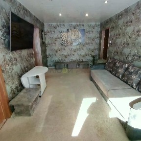Продается 4-комн. квартира, 61 м²