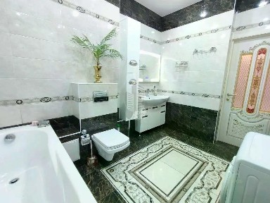 Продается 2-комн. квартира, 93 м²