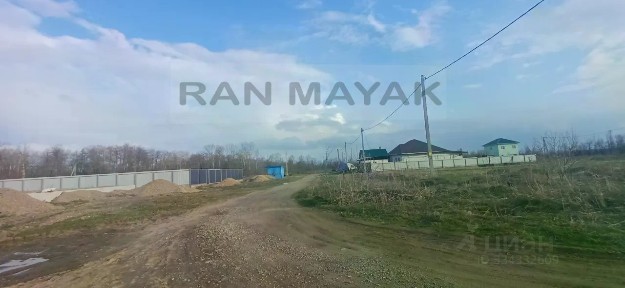 Адыгея респ., Майкоп городской округ, Ханская станица, ул. Станичная, 4
