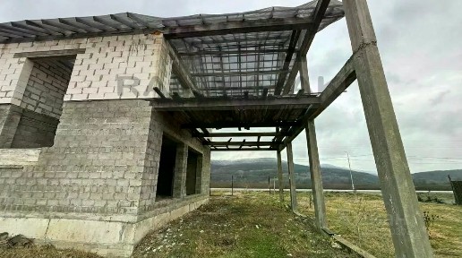 Продается 2-этажный дом, 200 м²