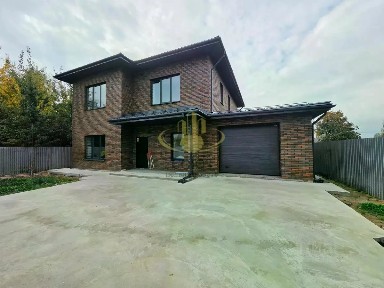Продается 2-этажный дом, 260,1 м²
