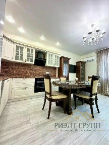 Продается 2-комн. квартира, 65 м²