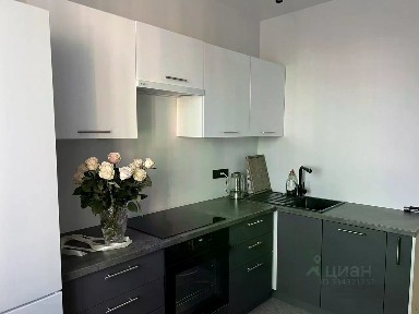 Продается 1-комн. квартира, 42 м²