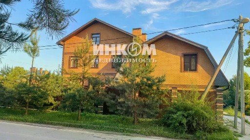 Продается 4-этажный дом, 759,2 м²