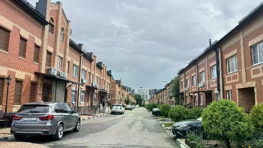 Продается 3-этажный таунхаус, 98,6 м²