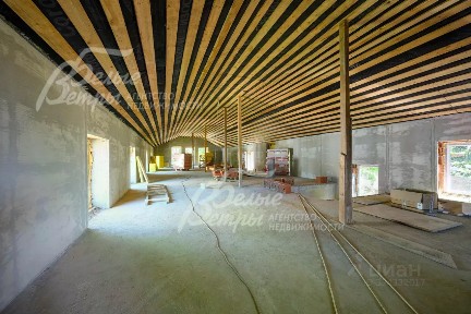 Продается 2-этажный дом, 415 м²