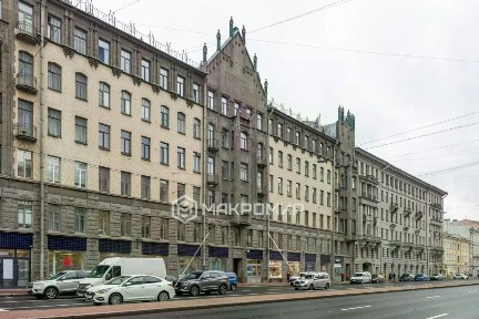 Продается многокомнатная квартира, 143,4 м²