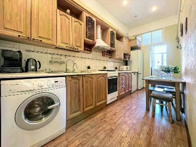 Продается 2-комн. квартира, 70 м²