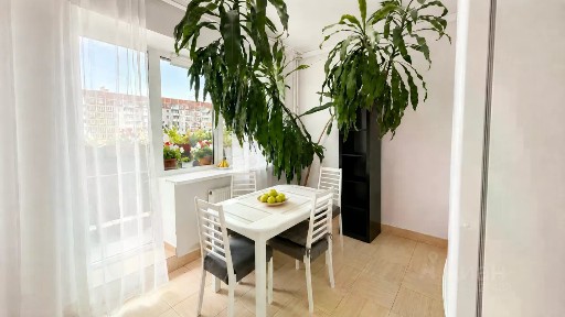 Продается 2-комн. квартира, 65,7 м²