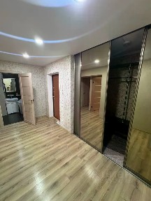 Сдается 2-комн. квартира, 77 м²