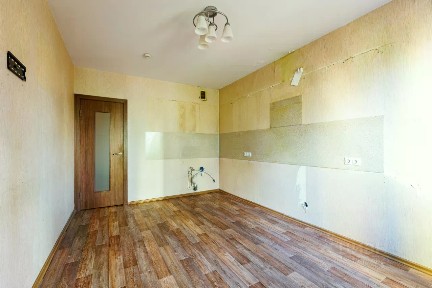 Продается 4-комн. квартира, 95,3 м²