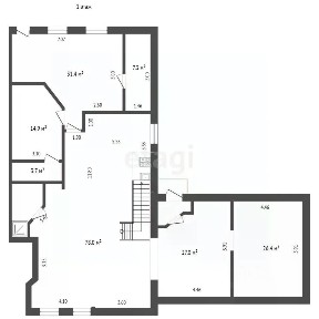 Продается 50% часть дома, 340 м²