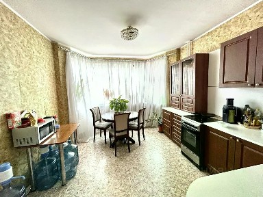 Продается 2-комн. квартира, 60,5 м²