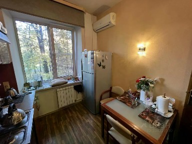 Продается 2-комн. квартира, 55 м²