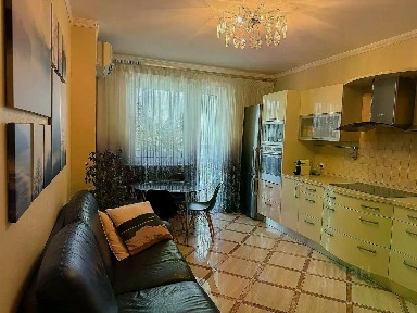 Продается 2-комн. квартира, 78 м²