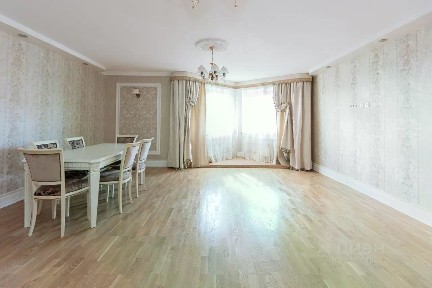 Продается 3-комн. квартира, 111,8 м²